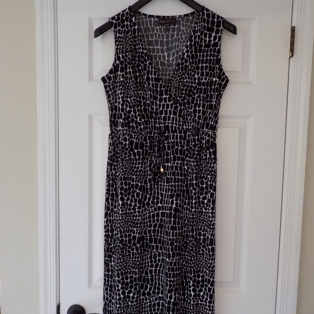 Dana Buchman black/white snakeskin long dress